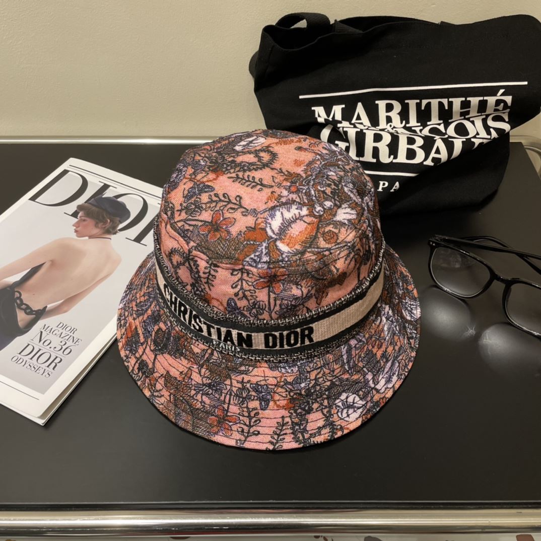 Christian Dior Caps